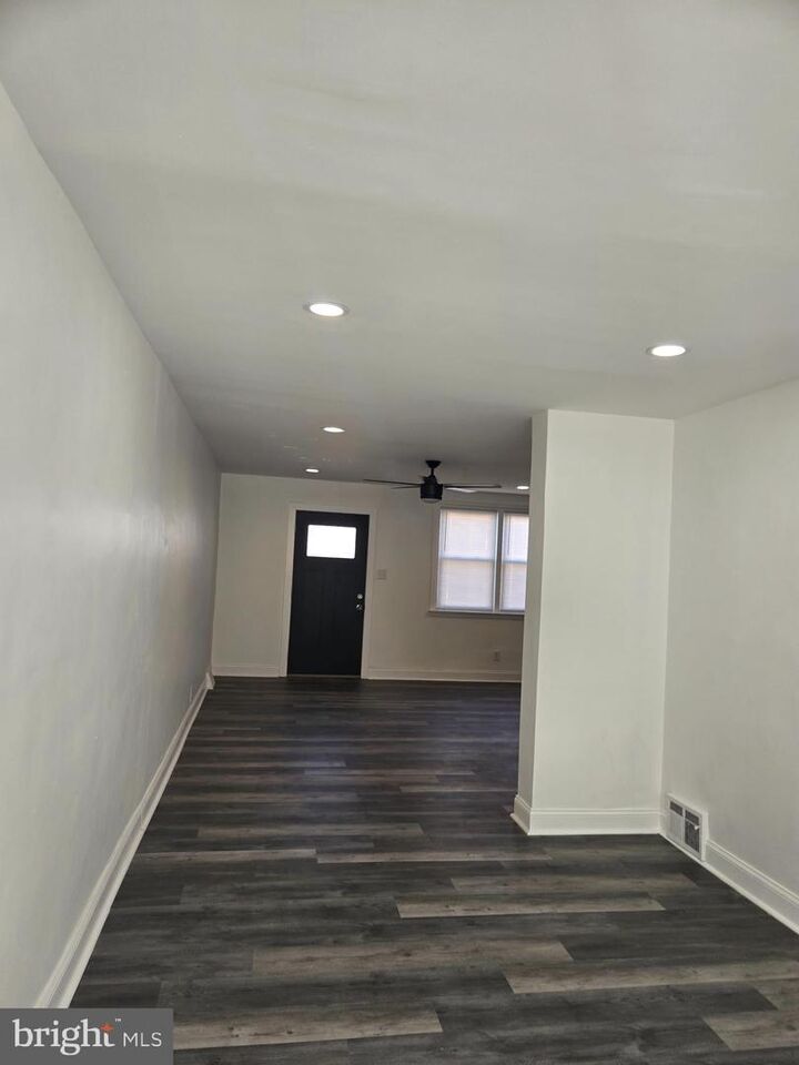 Property Photo:  1304 Fanshawe Street  PA 19111 