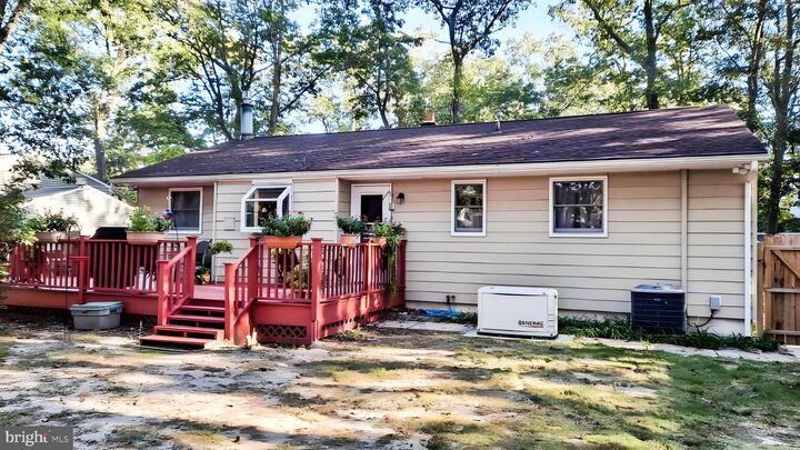 Property Photo:  106 Florida Trail  NJ 08015 