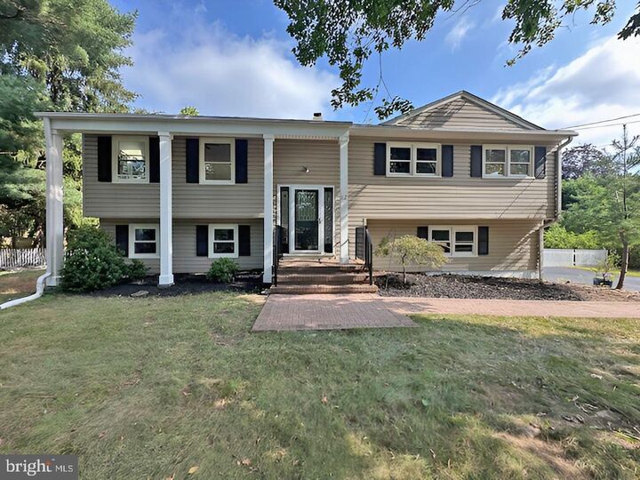 12 Ziff La  West Windsor NJ 08550 photo