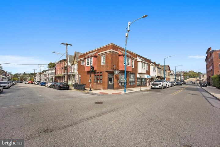 32 Gay Street  Phoenixville PA 19460 photo