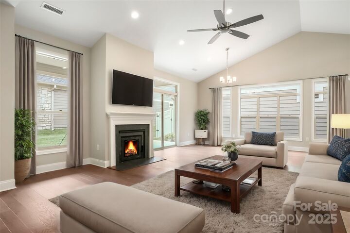 Property Photo: 829 A Wynnshire Drive 59 NC 28601