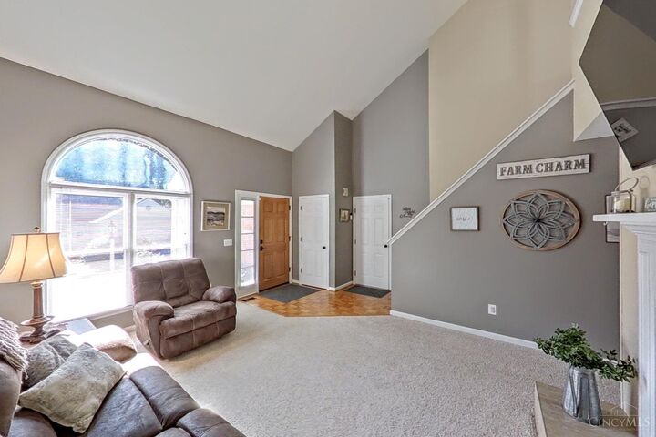 Property Photo:  1023 Portway Drive  OH 45255