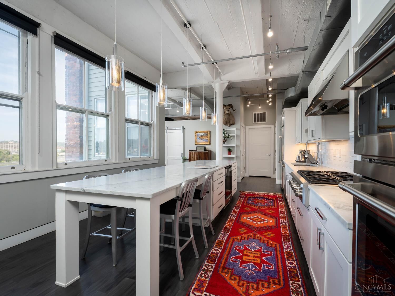 Property Photo:  335 W Fifth Street  OH 45202 