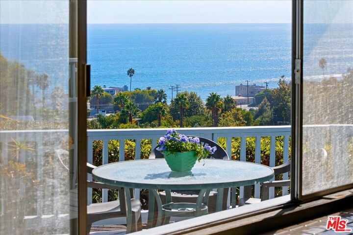 Property Photo: 27071 Sea Vista Dr CA 90265