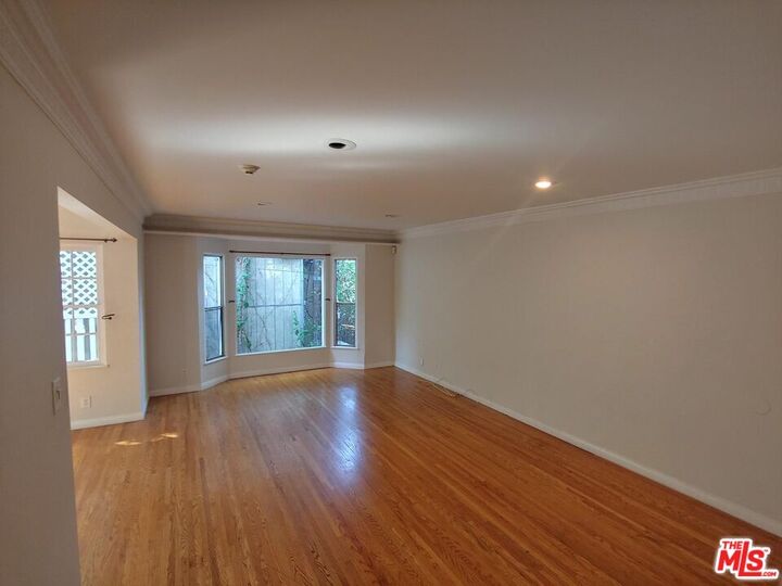 Property Photo: 9066 Shoreham Dr CA 90069