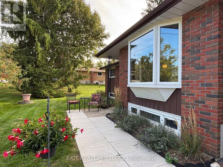 Property Photo:  1276 Beavis Boulevard  ON K0L 1H0 
