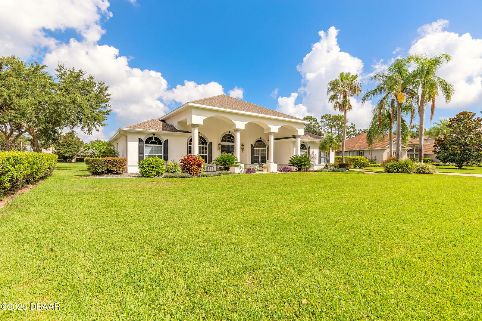 Property Photo: 2707 Winterford Drive FL 32128