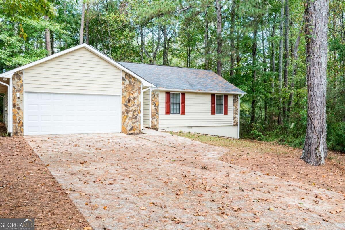 Property Photo:  1904 Cades Cove  GA 30236 