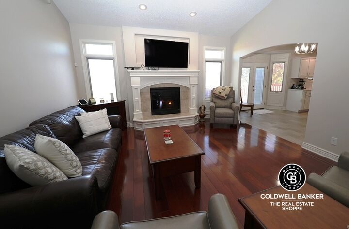 Property Photo:  1704 Grandview Drive E  KS 67846 