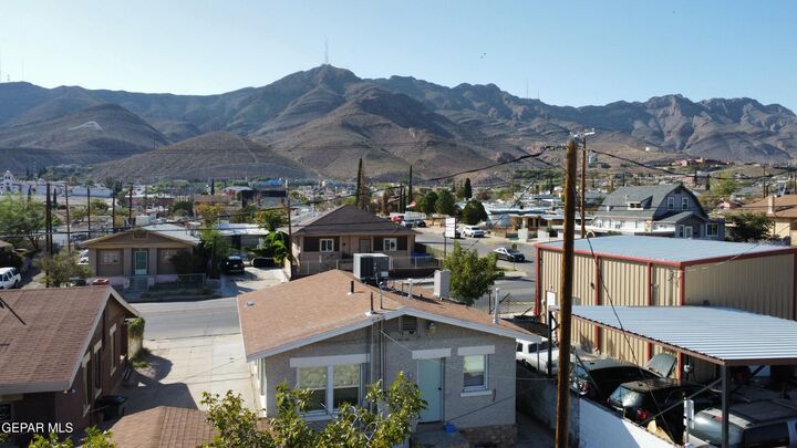 Property Photo: 2816 N N Piedras Street TX 79930