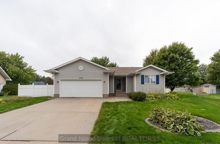 2110 Topeka Circle  Grand Island NE 68803 photo