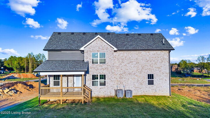 Property Photo: 125 Broken Arrow Ct KY 40047