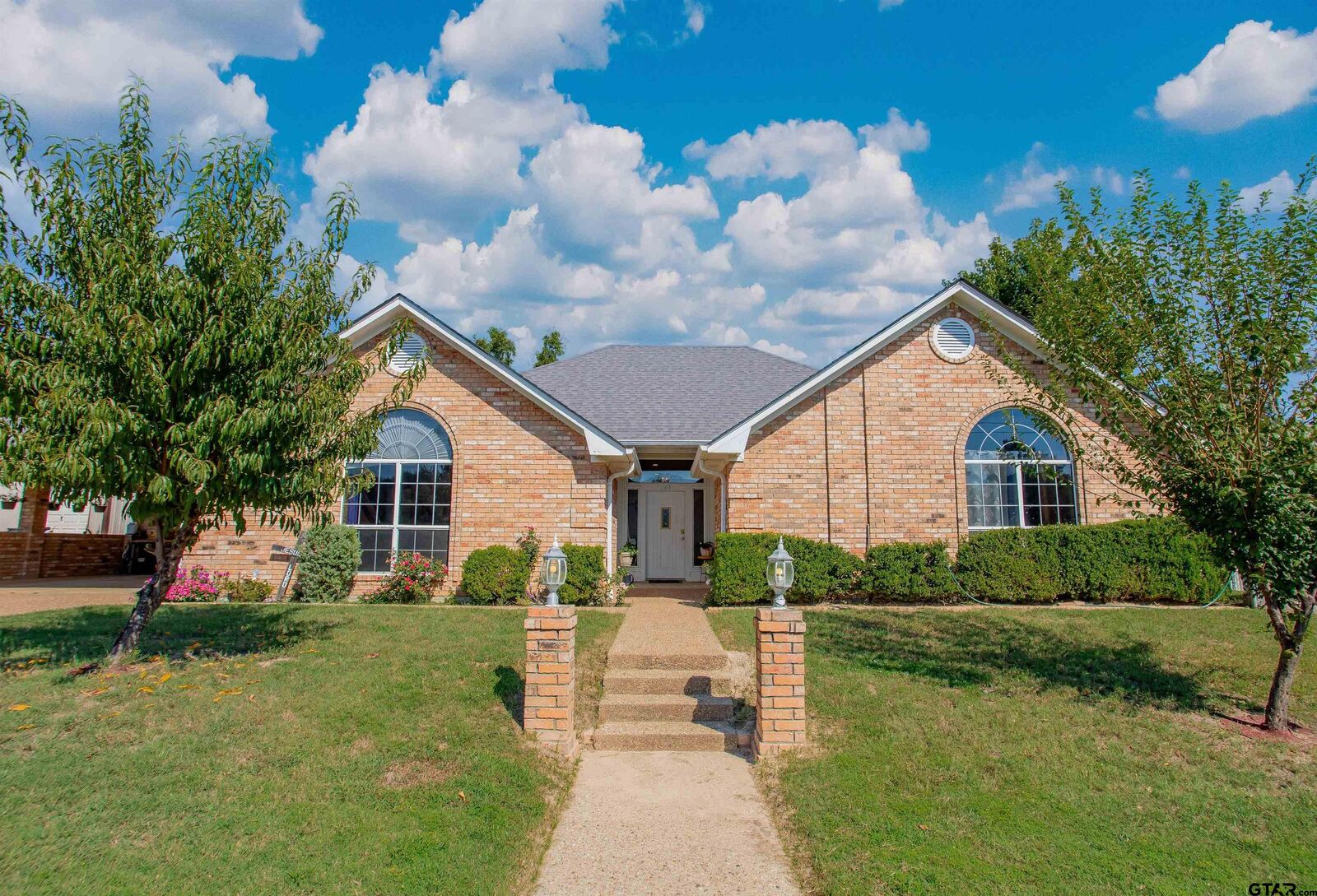 Property Photo: 149 Pecan St TX 75763