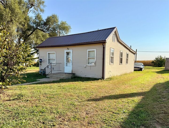611 N 5th Avenue  Marshalltown IA 50158 photo