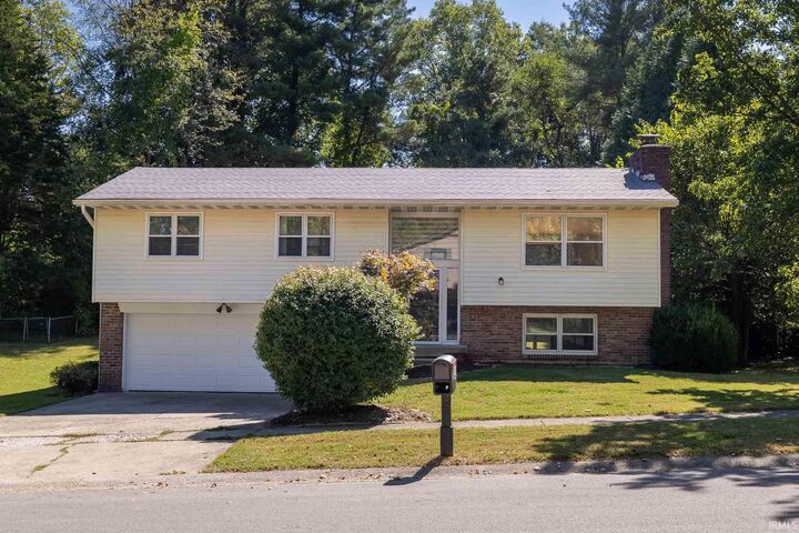 Property Photo: 538 N Park Ridge Road IN 47408