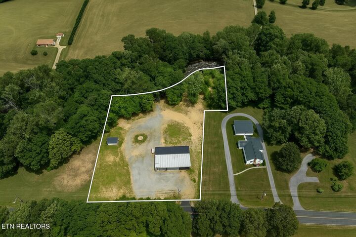 Property Photo:  2353 Highway 107  TN 37692 