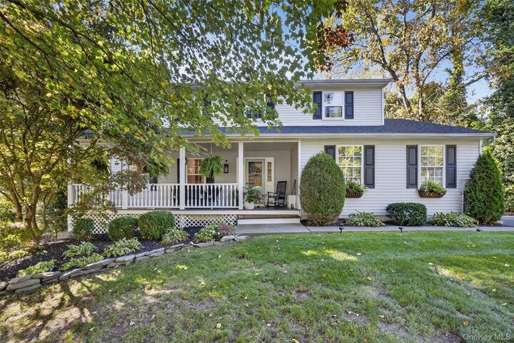 126 Foxwood Dr S  Newburgh NY 12550 photo