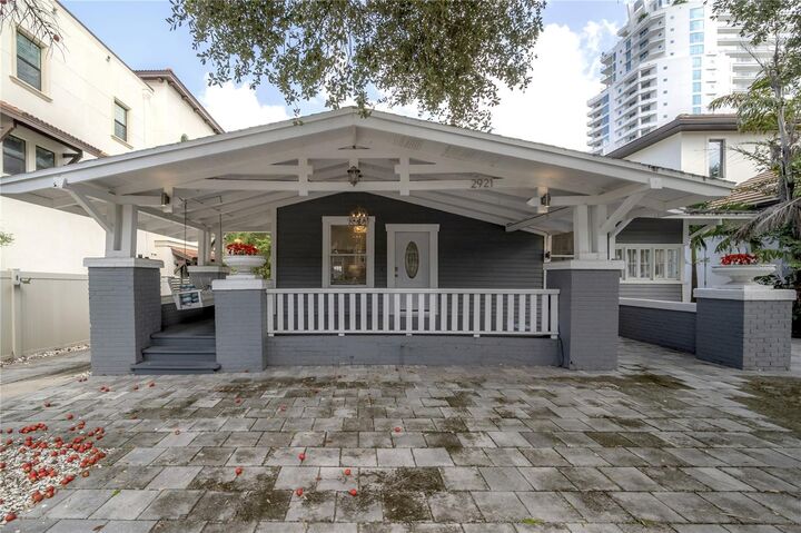 2921 W El Prado Boulevard  Tampa FL 33629 photo