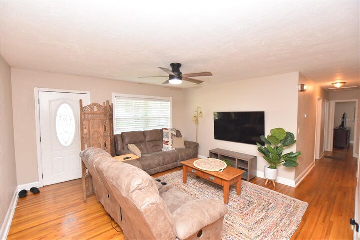 Property Photo: 3133 S Polk Avenue FL 33803