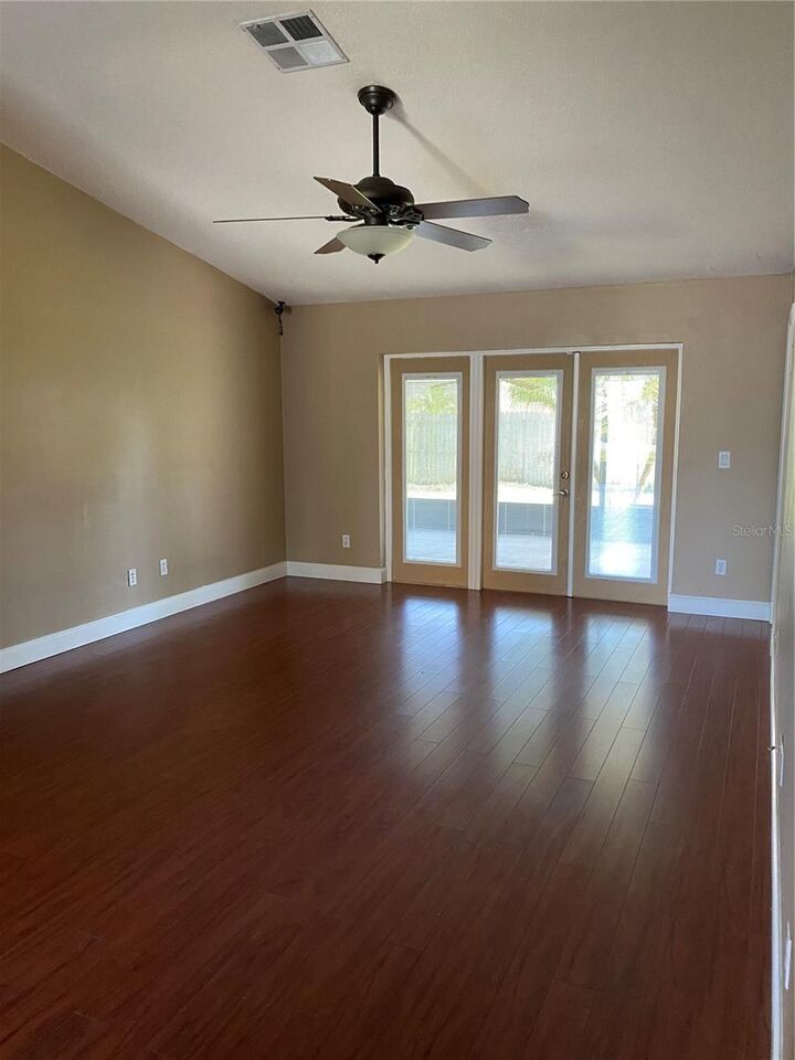 Property Photo:  1069 Covington Street  FL 32765 