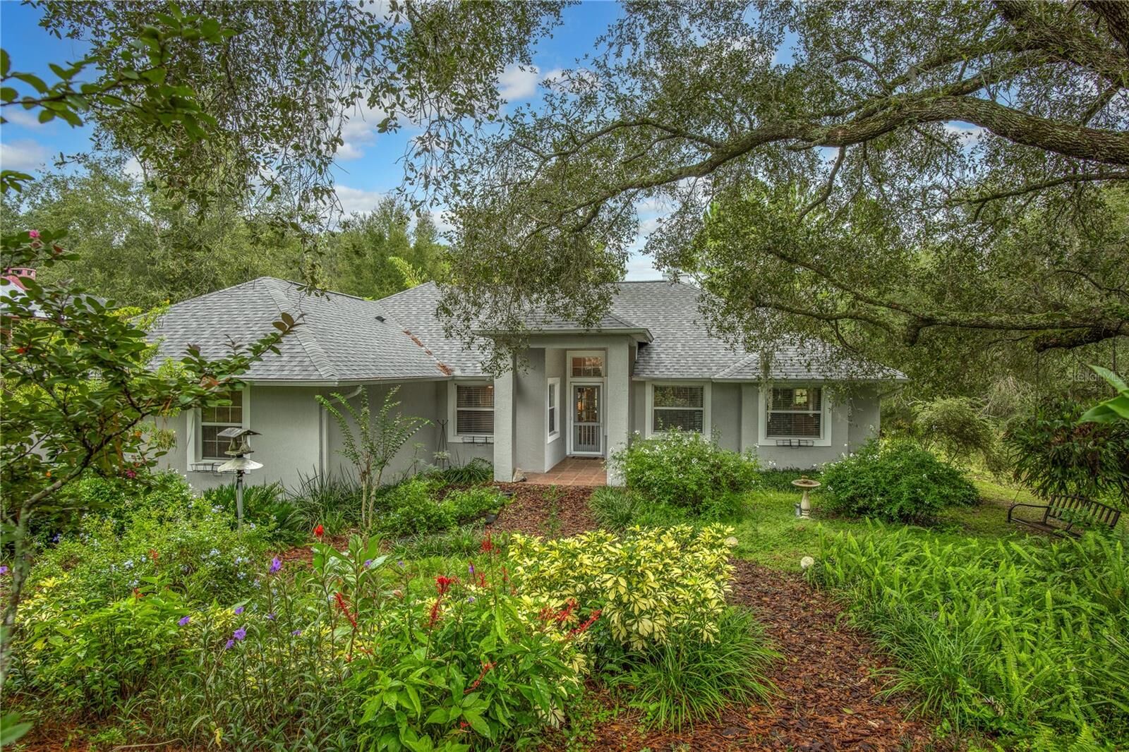 Property Photo:  30734 Buttercup Lane  FL 32757 