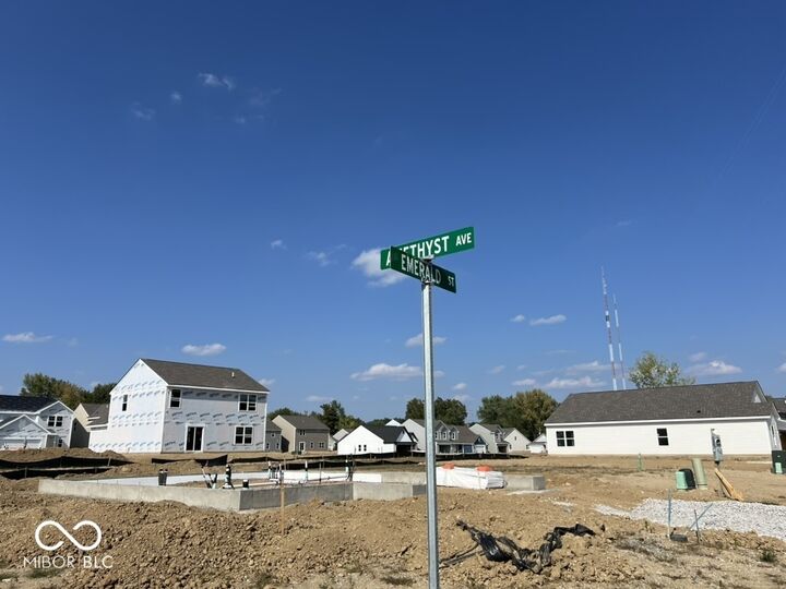 Property Photo:  2890 Emerald Street  IN 46268 