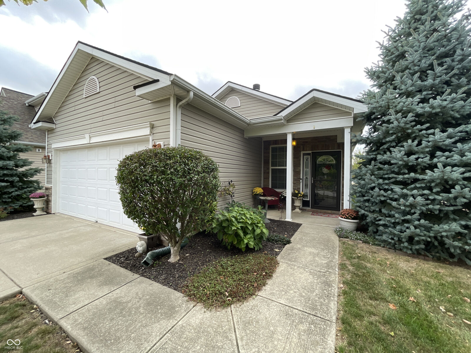 Property Photo:  3812 Dusty Sands Road  IN 46075 