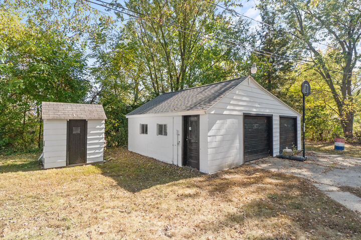 Property Photo: 407 Potter Street MI 49233