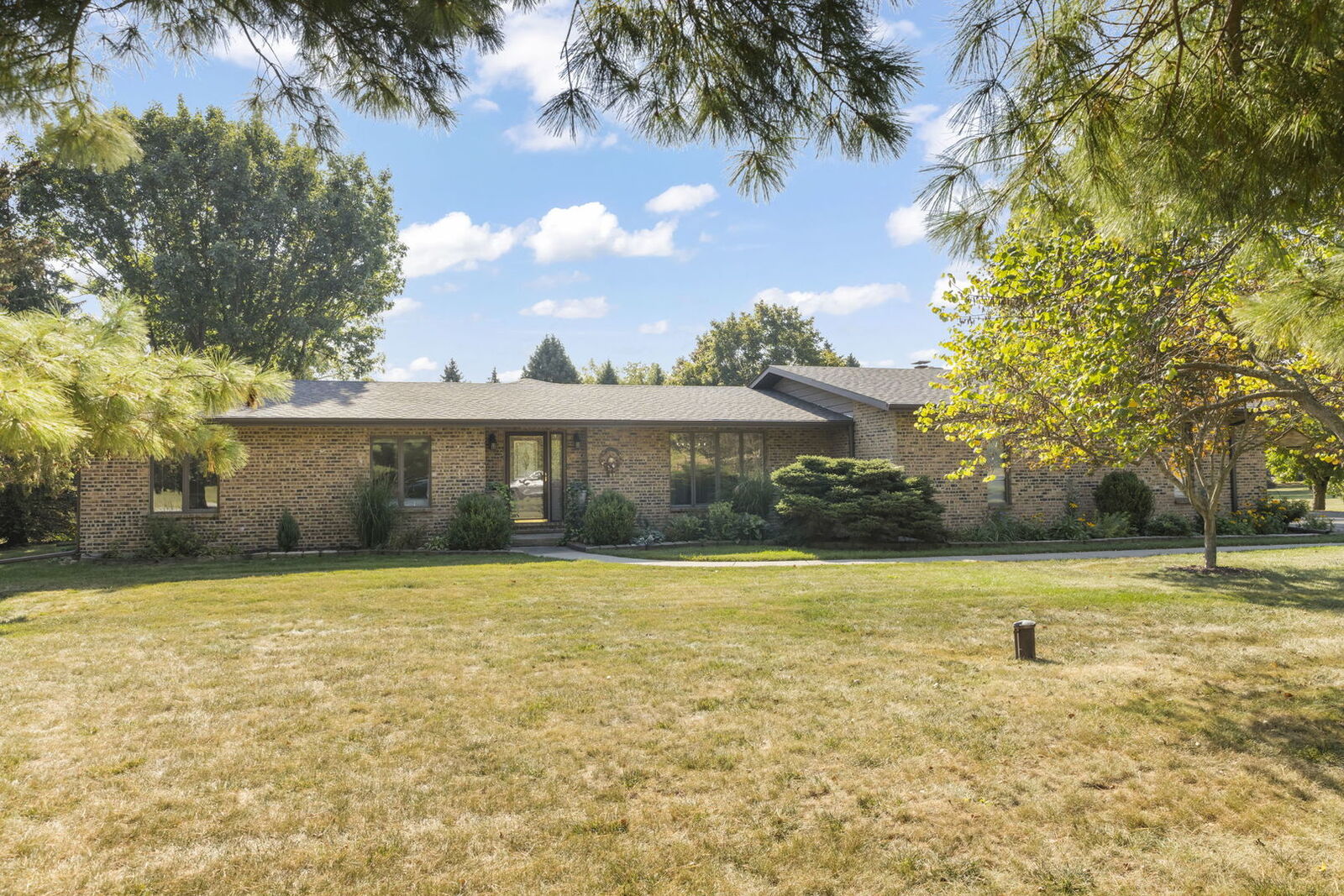 Property Photo: 1785 Hilltop Road IL 60120