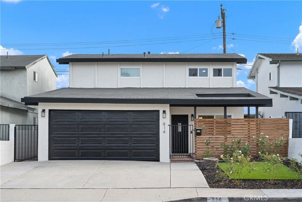 Property Photo:  814 E Calbas Street  CA 90745 
