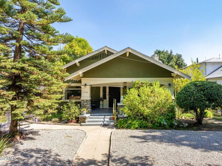 Property Photo:  1764 N Raymond Avenue  CA 91103 