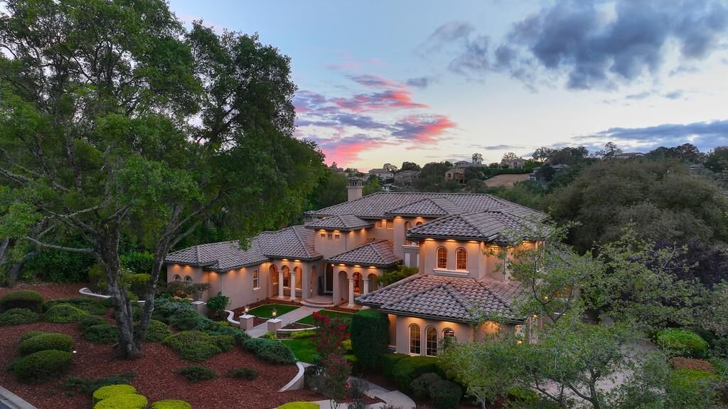Property Photo:  4000 Errante Drive  CA 95762 