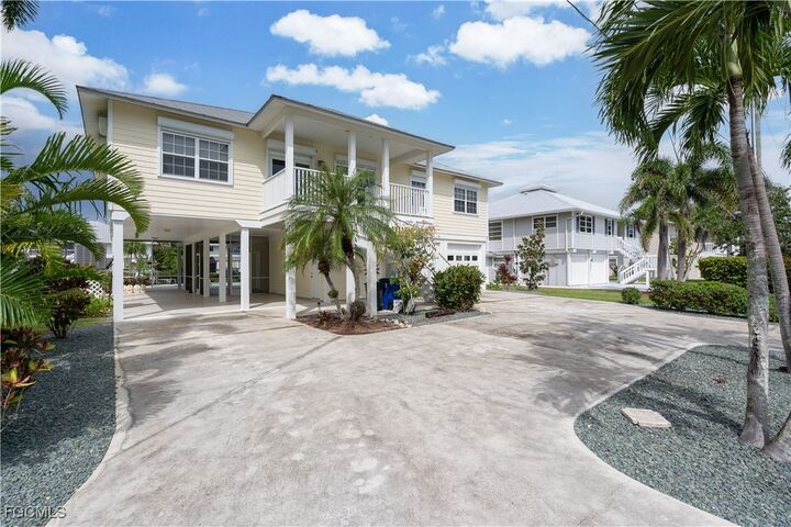 Property Photo:  16295 Boyce Drive  FL 33922 