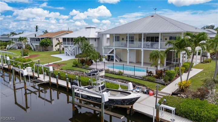Property Photo:  16295 Boyce Drive  FL 33922 