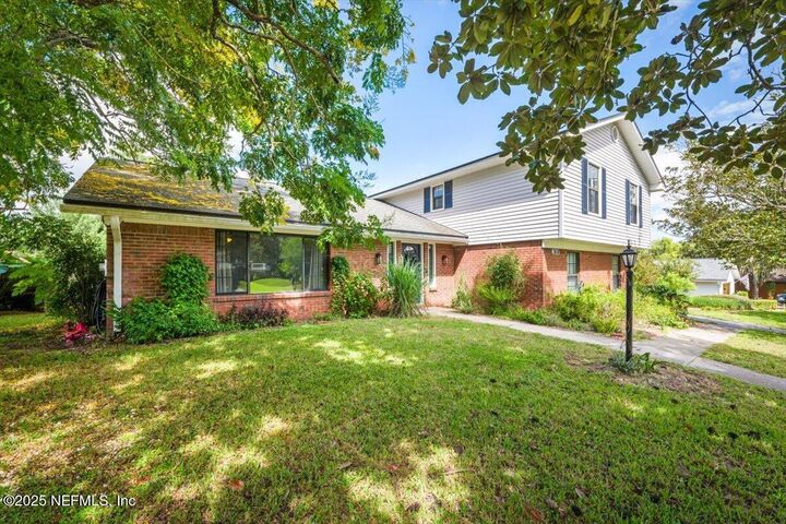 Property Photo:  2608 Ridgecrest Avenue  FL 32065 