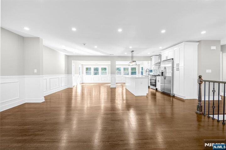 Property Photo:  9 Dorothy Drive  NJ 07960 