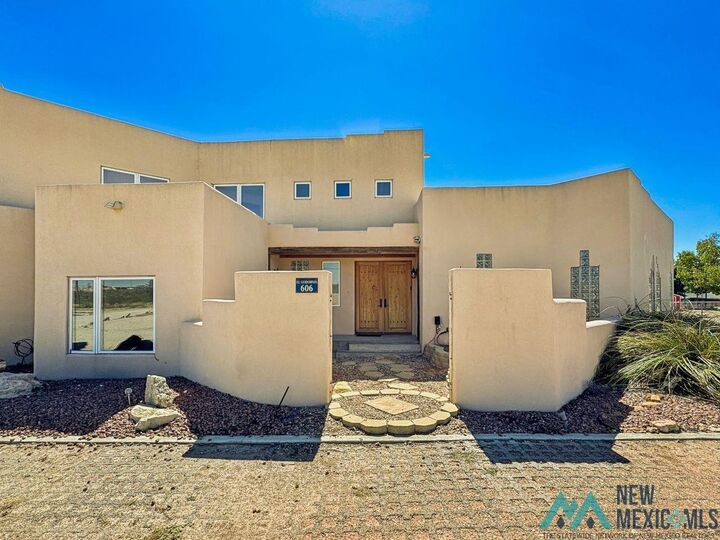 Property Photo:  606 Weleka Lane  NM 88220