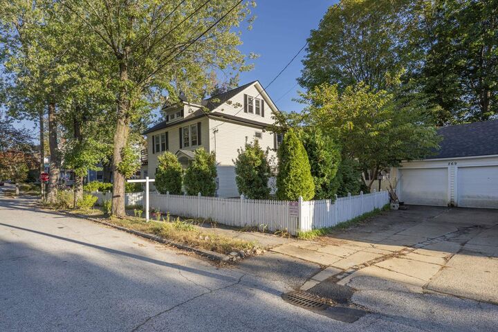 Property Photo:  269 Orange Street  NH 03104 