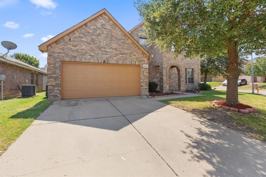 Property Photo: 12121 Treeline Drive TX 76036