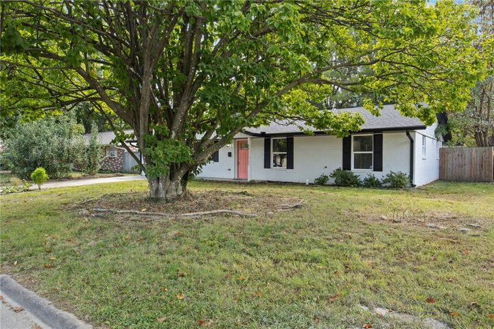 Property Photo: 2003 Dee Avenue AR 72762