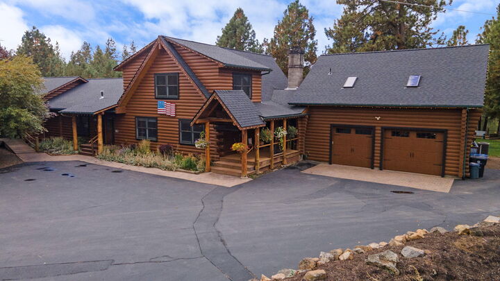 19434 River Woods Drive  Bend OR 97702 photo
