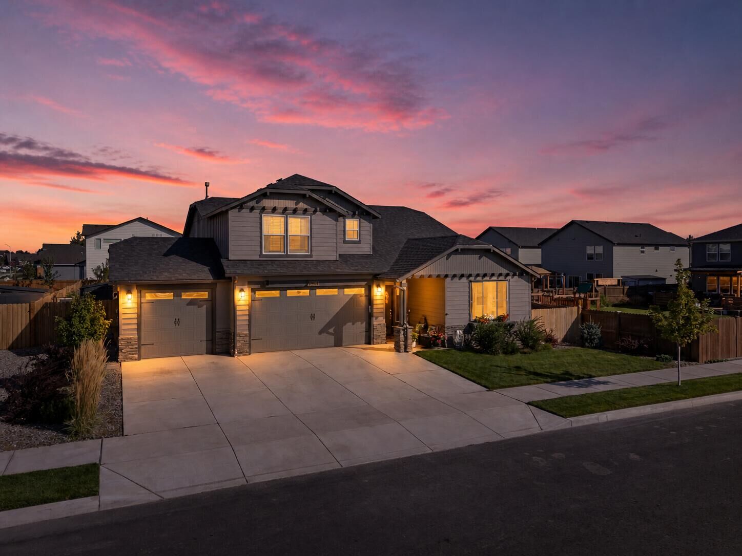 Property Photo:  3370 NW 15th Street  OR 97756 