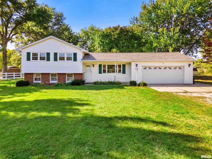 Property Photo:  1072 Joni Drive  IL 61448 