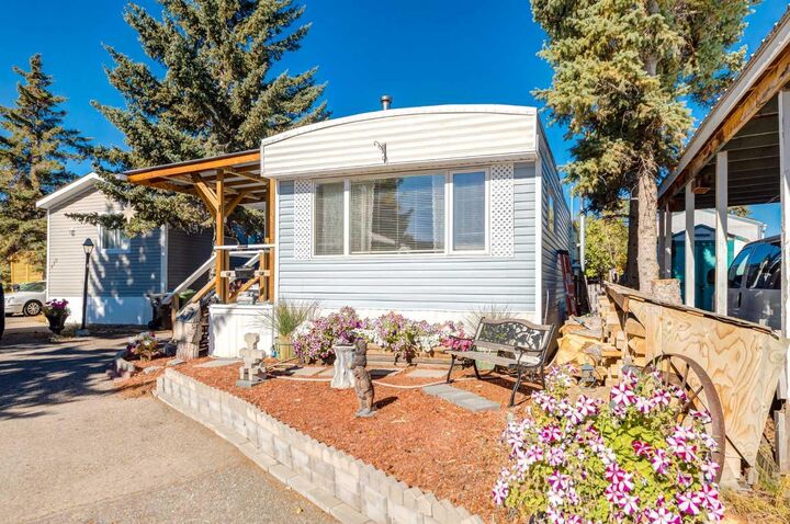 Property Photo:  3223 83 Street NW 431  AB T3B 5P2 