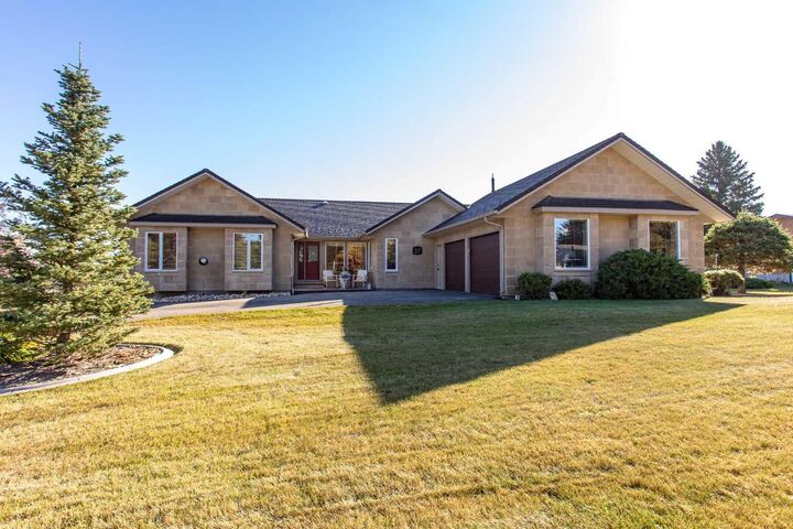 Property Photo: 37 Wildrose Street AB T4L 1Y4
