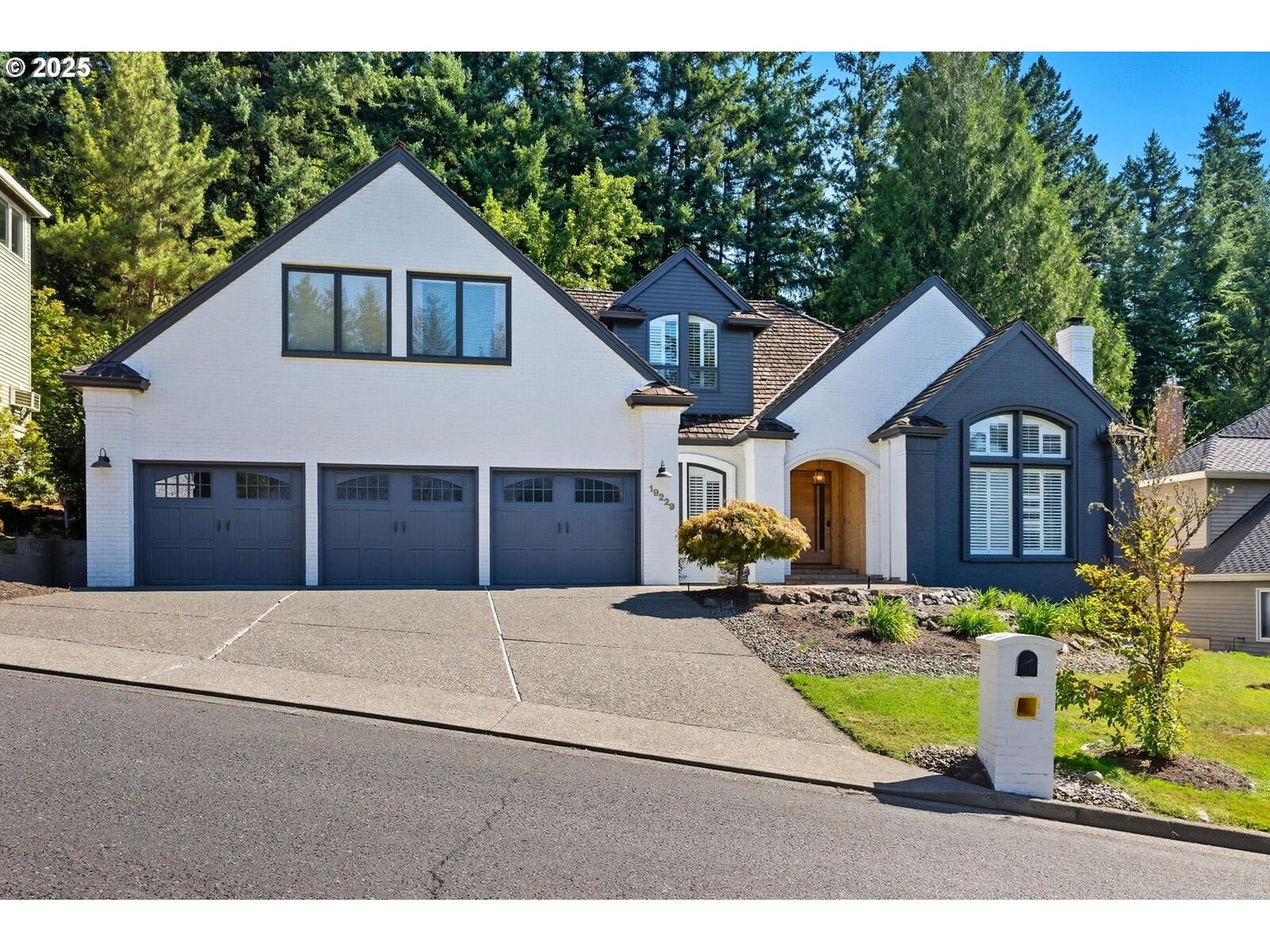 Property Photo:  19229 35th Pl  OR 97034 