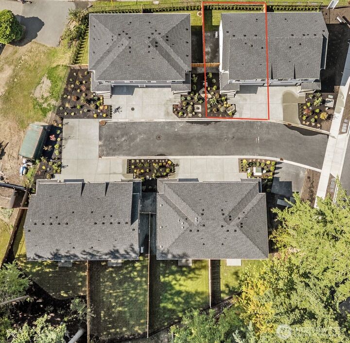 Property Photo:  110 A  169th Place SW  WA 98012 