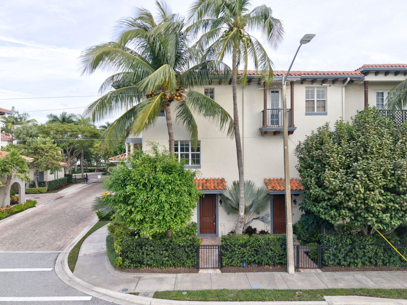 Property Photo:  1635 N Federal Highway  FL 33483 