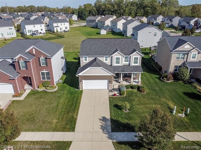 Property Photo:  6755 Shula Vista  MI 48197 