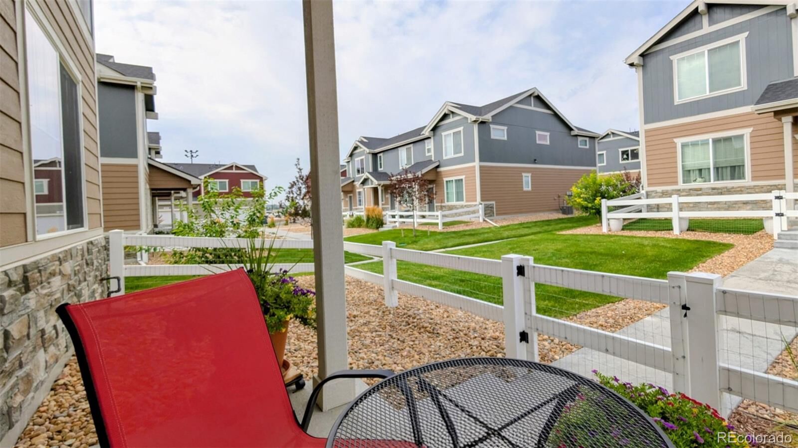 Property Photo:  270 Cardinal Street  CO 80534 